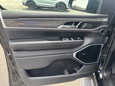 2022 Jeep Wagoneer Series III