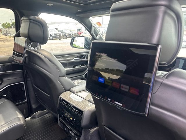2022 Jeep Wagoneer Series III