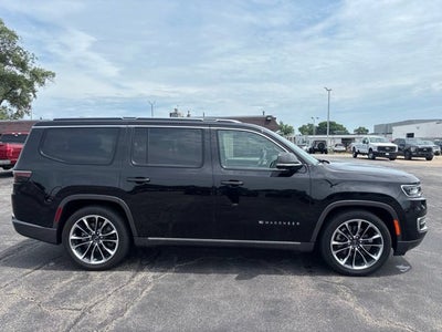2022 Jeep Wagoneer Series III