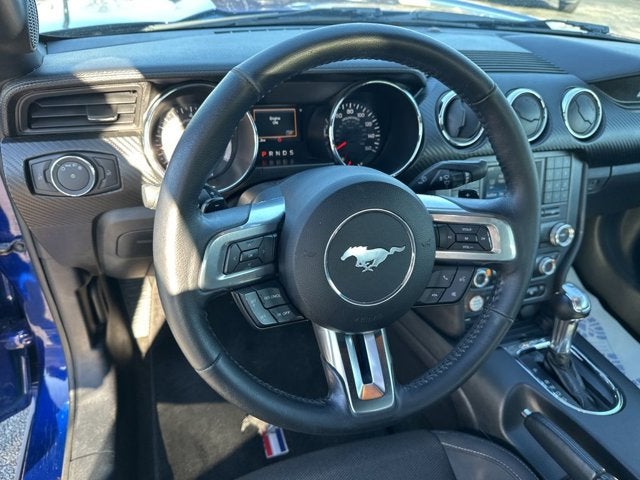 2016 Ford Mustang V6