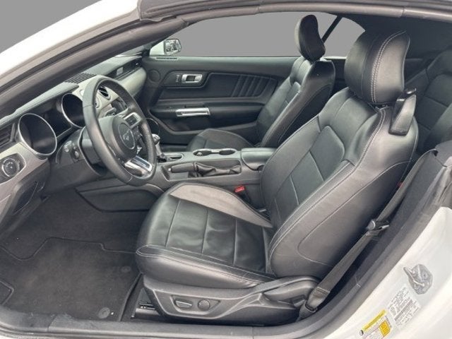 2022 Ford Mustang EcoBoost