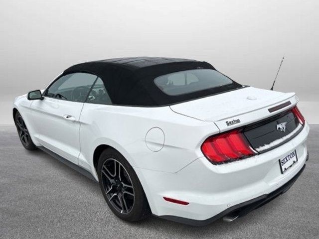 2022 Ford Mustang EcoBoost