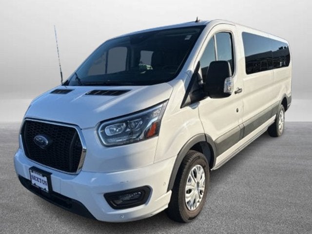 2023 Ford Transit Passenger Wagon XLT