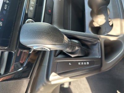 2024 Ford Transit Passenger Wagon XLT