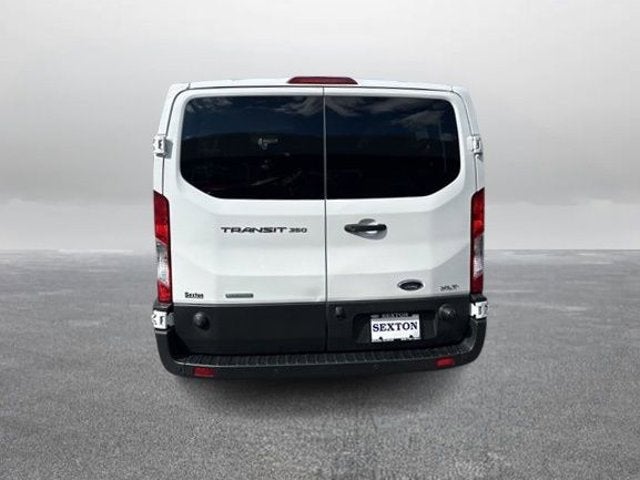 2024 Ford Transit Passenger Wagon XLT