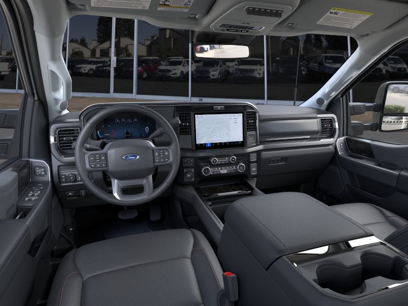 2026 Ford Chassis Cab F-550® LARIAT®
