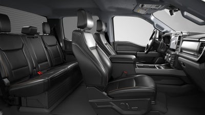 2026 Ford Chassis Cab F-550® LARIAT®