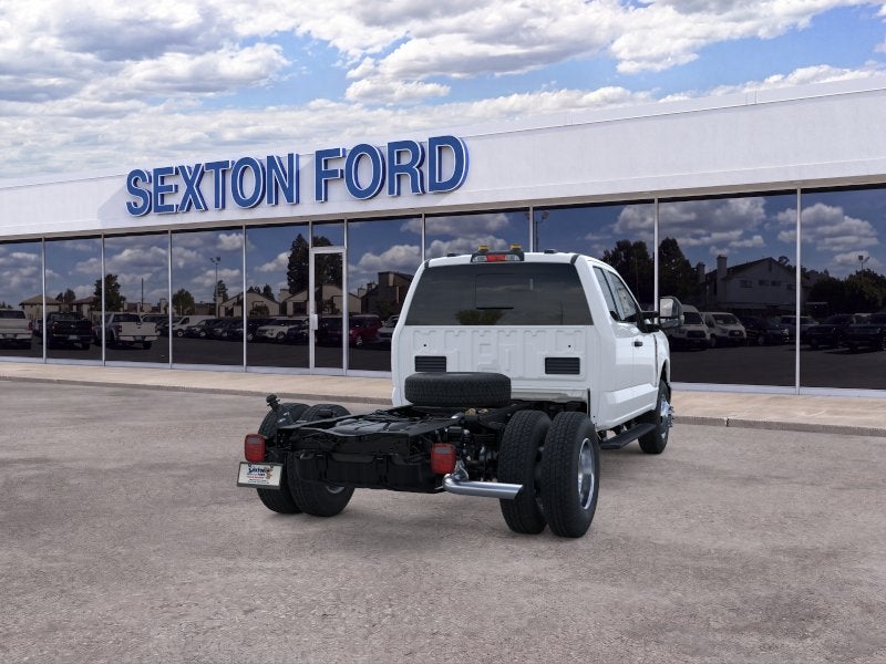 2026 Ford Super Duty F-350 DRW F-350® XL