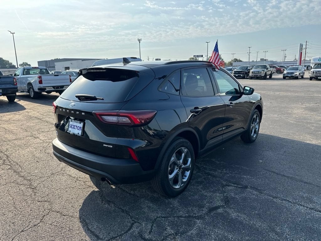 2025 Ford Escape ST-Line