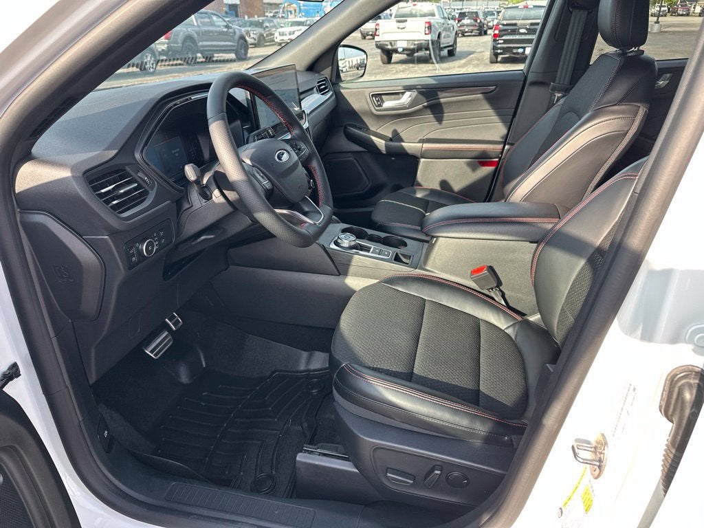 2024 Ford Escape ST-Line Select