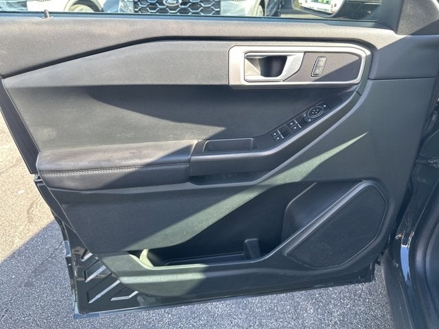 2023 Ford Explorer Base