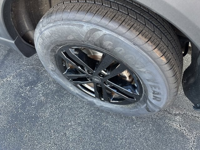 2023 Ford Explorer Base