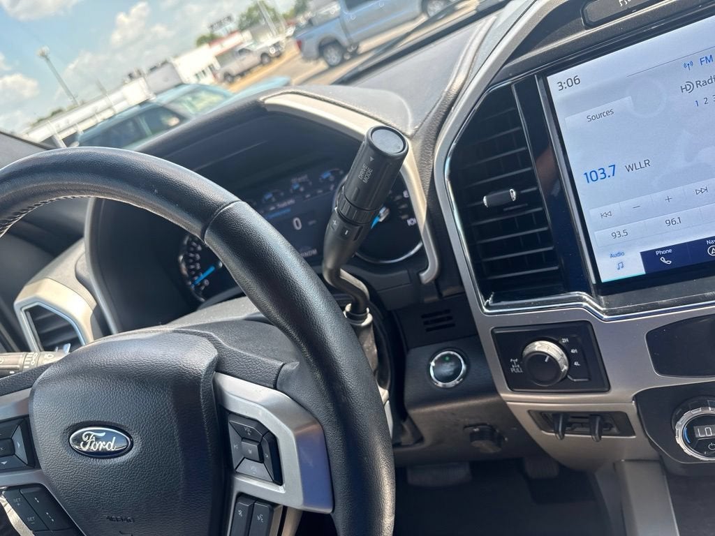 2022 Ford Super Duty F-250 SRW LARIAT