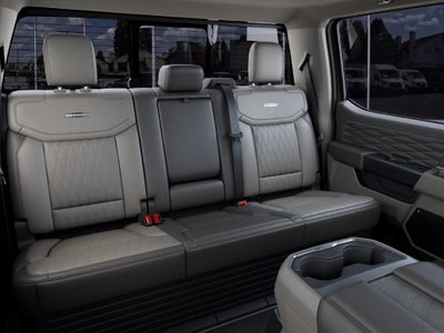 2027 Ford Super Duty F-250 SRW Platinum