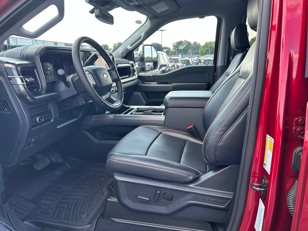 2025 Ford Super Duty F-250 SRW LARIAT