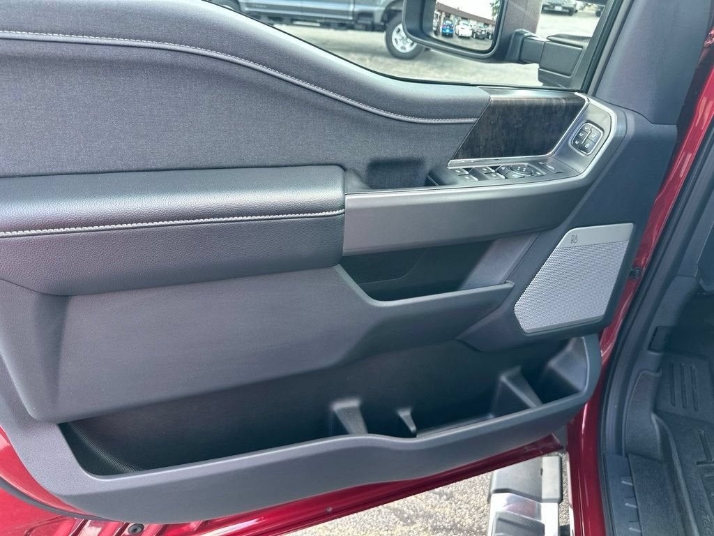 2025 Ford Super Duty F-250 SRW LARIAT