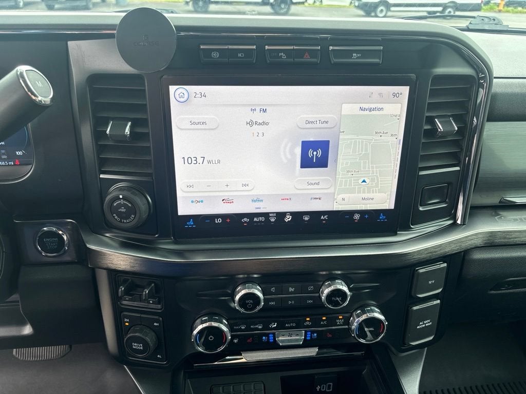 2023 Ford Super Duty F-350 SRW LARIAT