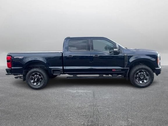 2023 Ford Super Duty F-350 SRW LARIAT