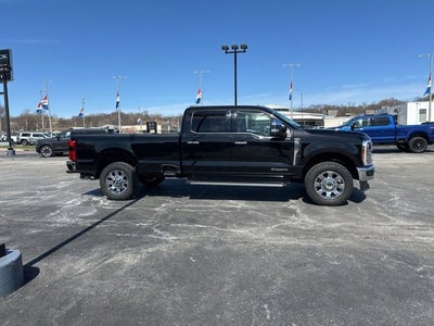 2023 Ford Super Duty F-350 SRW LARIAT
