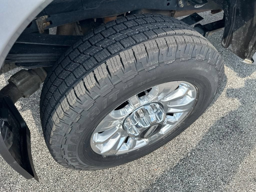 2022 Ford Super Duty F-350 SRW Limited