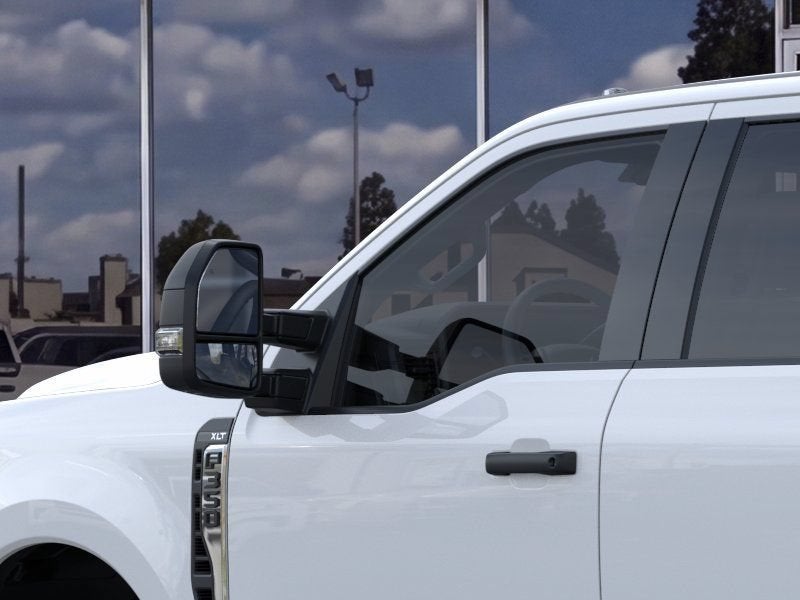 2026 Ford Super Duty F-350 DRW XLT