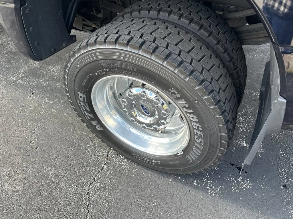 2022 Ford Super Duty F-450 DRW Platinum