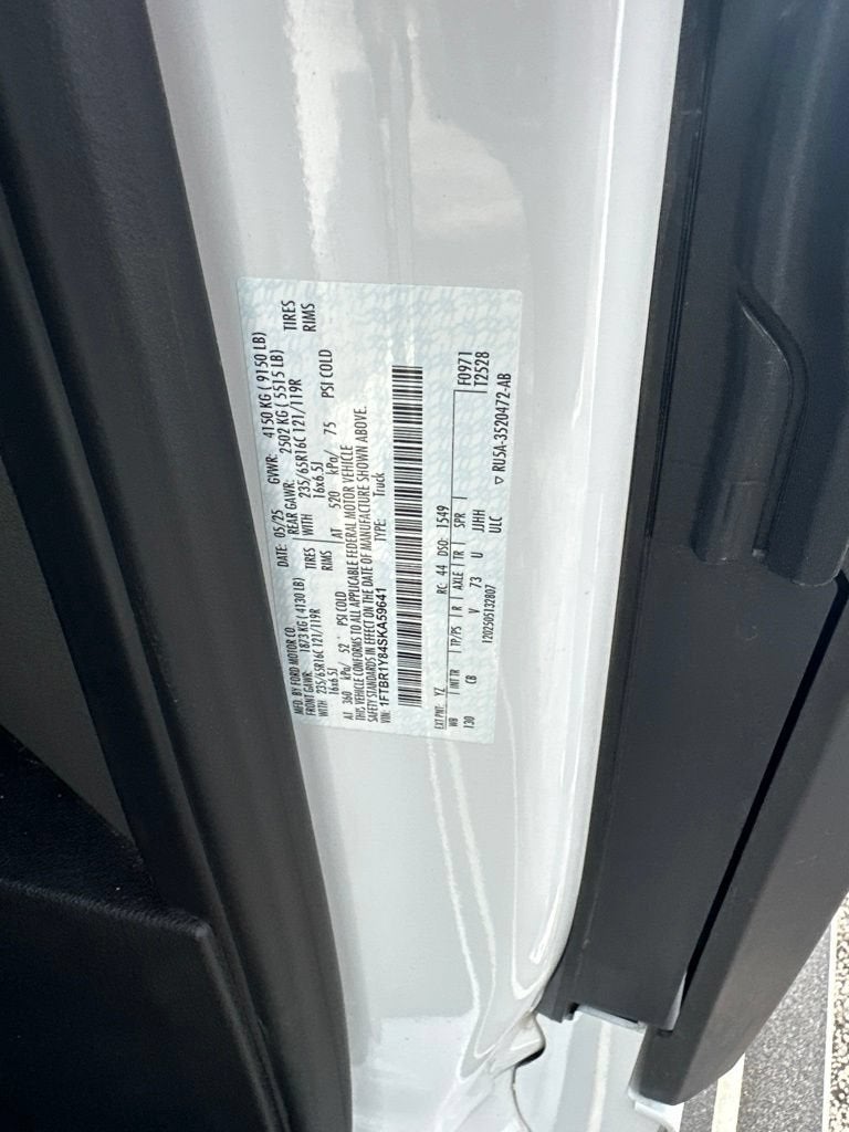 2025 Ford Transit Cargo Van Base