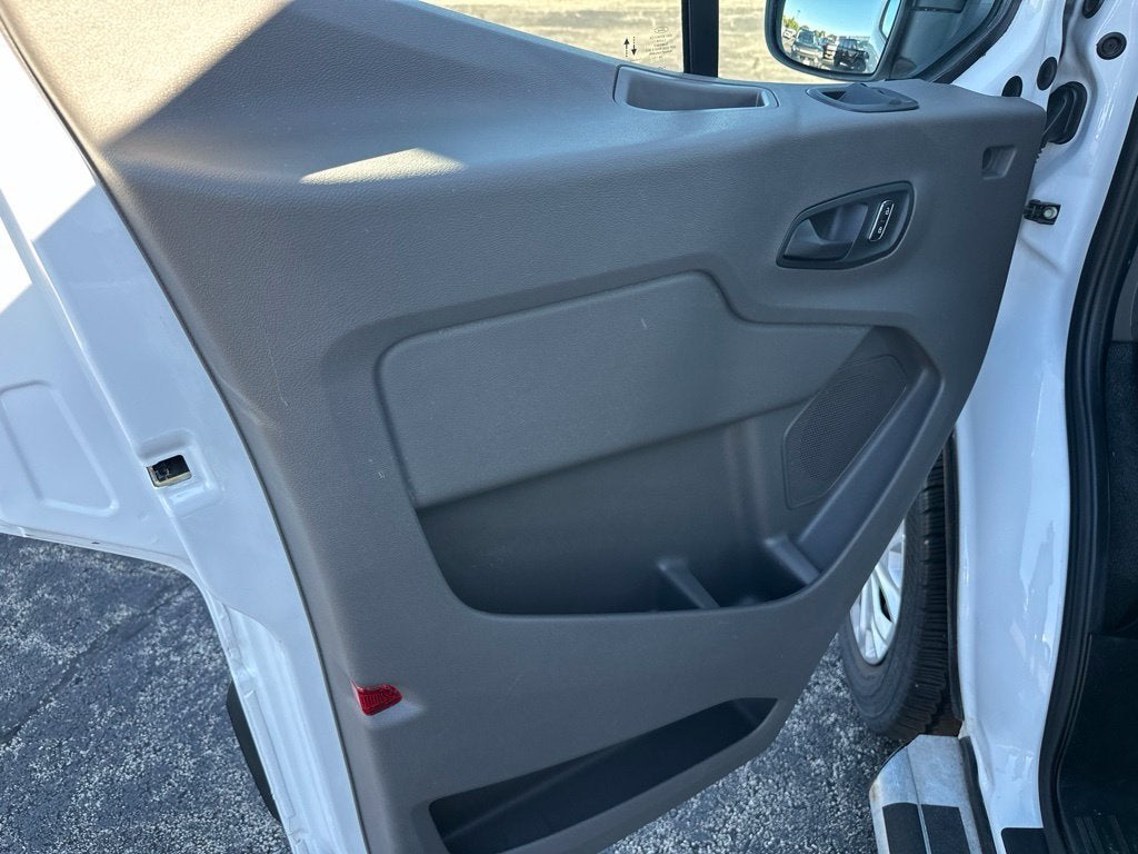 2025 Ford Transit Cargo Van Base