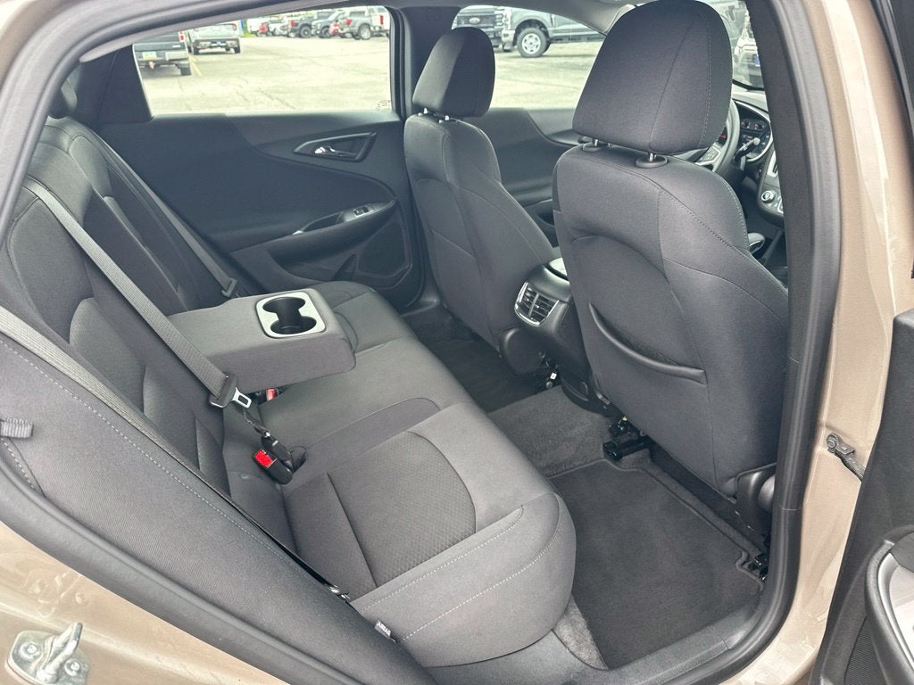 2025 Chevrolet Malibu LT