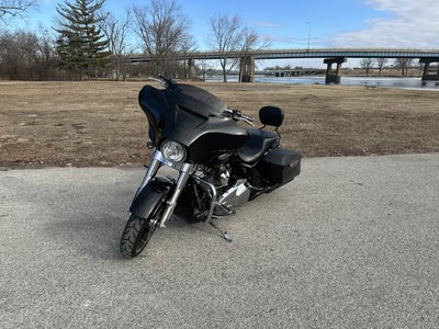 2021 Harley-Davidson Street Glide FLHX Base