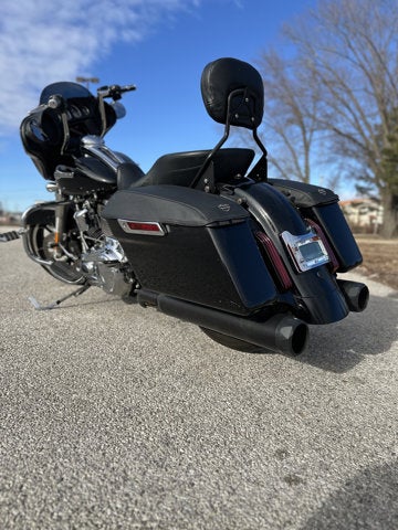 2021 Harley-Davidson Street Glide FLHX Base