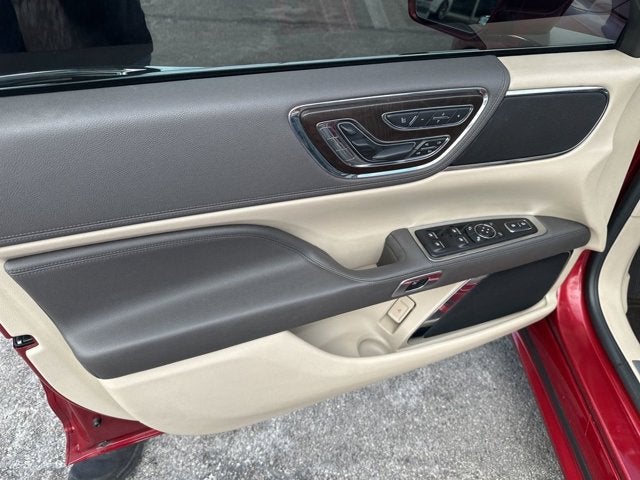 2017 Lincoln Continental Reserve