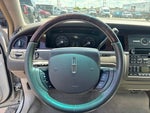 2006 Lincoln Town Car Signature Limited