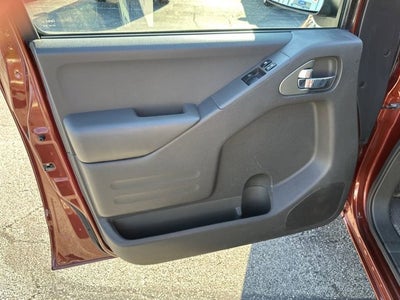 2016 Nissan Frontier SV