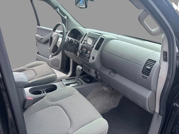 Used 2013 Nissan Frontier SV with VIN 1N6AD0EV0DN746189 for sale in Moline, IL