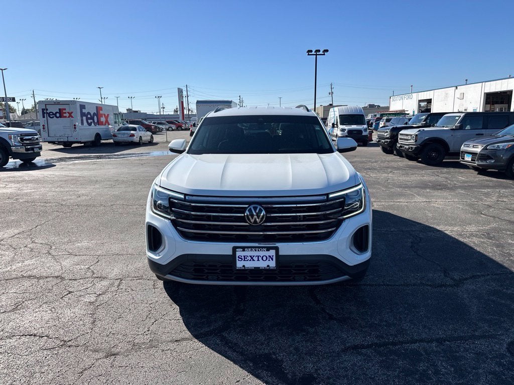 2024 Volkswagen Atlas 2.0T SE w/Technology