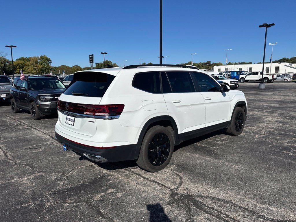 2024 Volkswagen Atlas 2.0T SE w/Technology