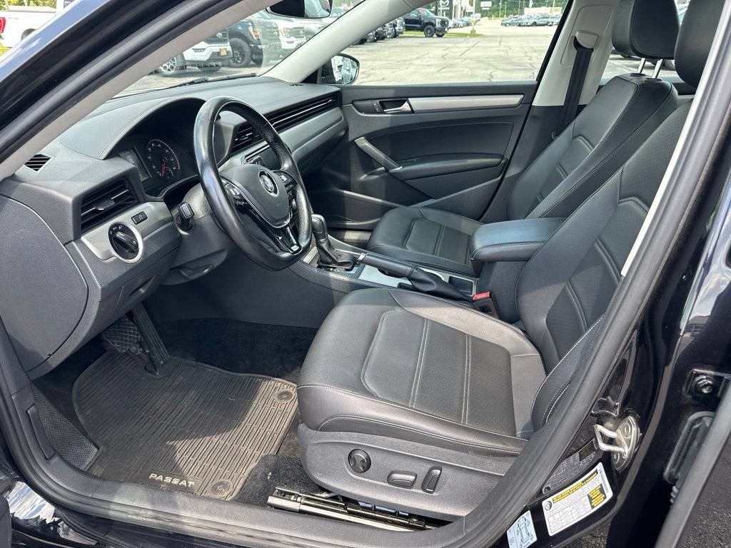 2020 Volkswagen Passat 2.0T SE