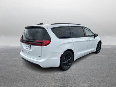 2025 Chrysler Pacifica Limited