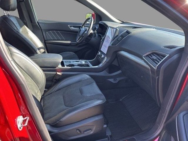 2023 Ford Edge ST