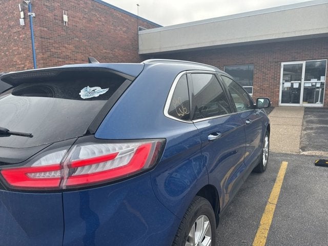 2020 Ford Edge Titanium