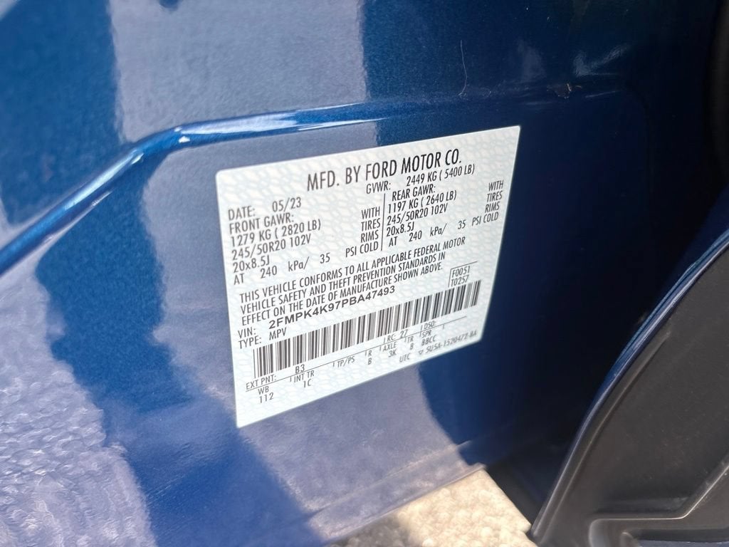 2023 Ford Edge Titanium