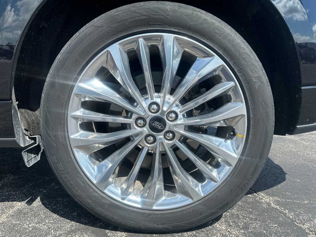 2024 Ford Edge Titanium