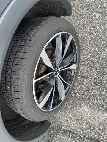 2022 Volkswagen Tiguan SEL R-Line