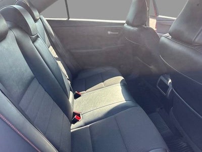 2016 Toyota Camry SE