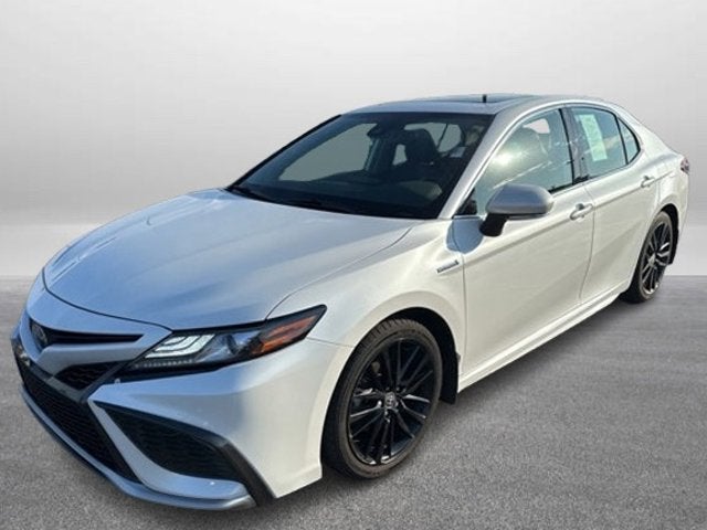2021 Toyota Camry Hybrid XSE