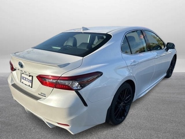 2021 Toyota Camry Hybrid XSE