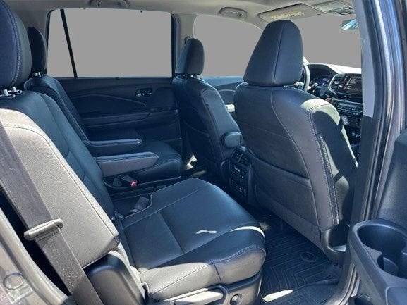 2021 Honda Pilot Touring 7-Passenger