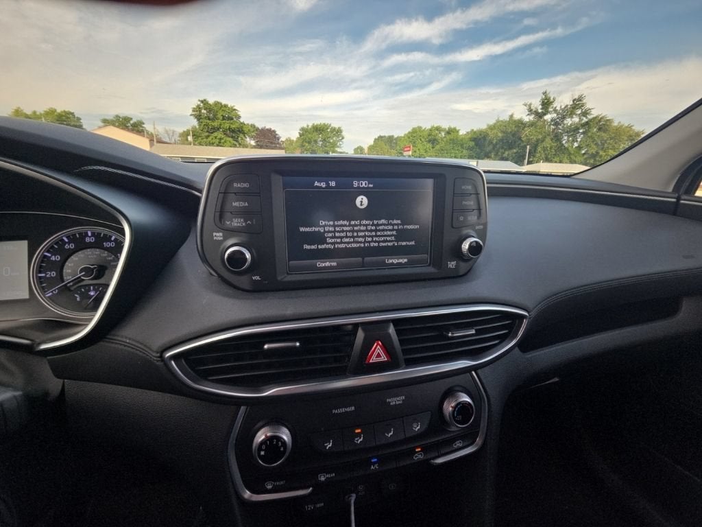 2019 Hyundai Santa Fe SE