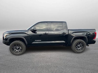 2023 Toyota Tundra 4WD SR5